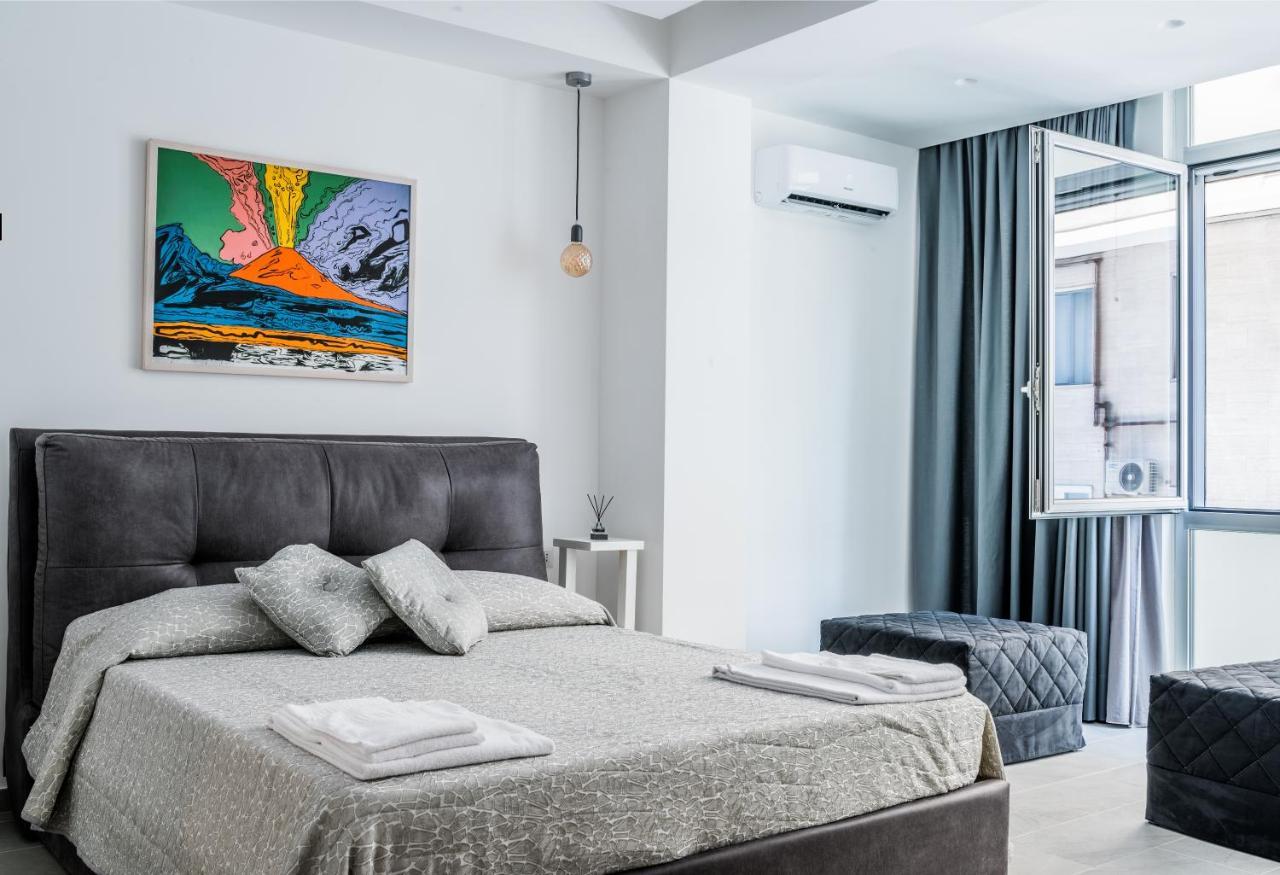 Affittacamere Naples & Love Rooms Napoli