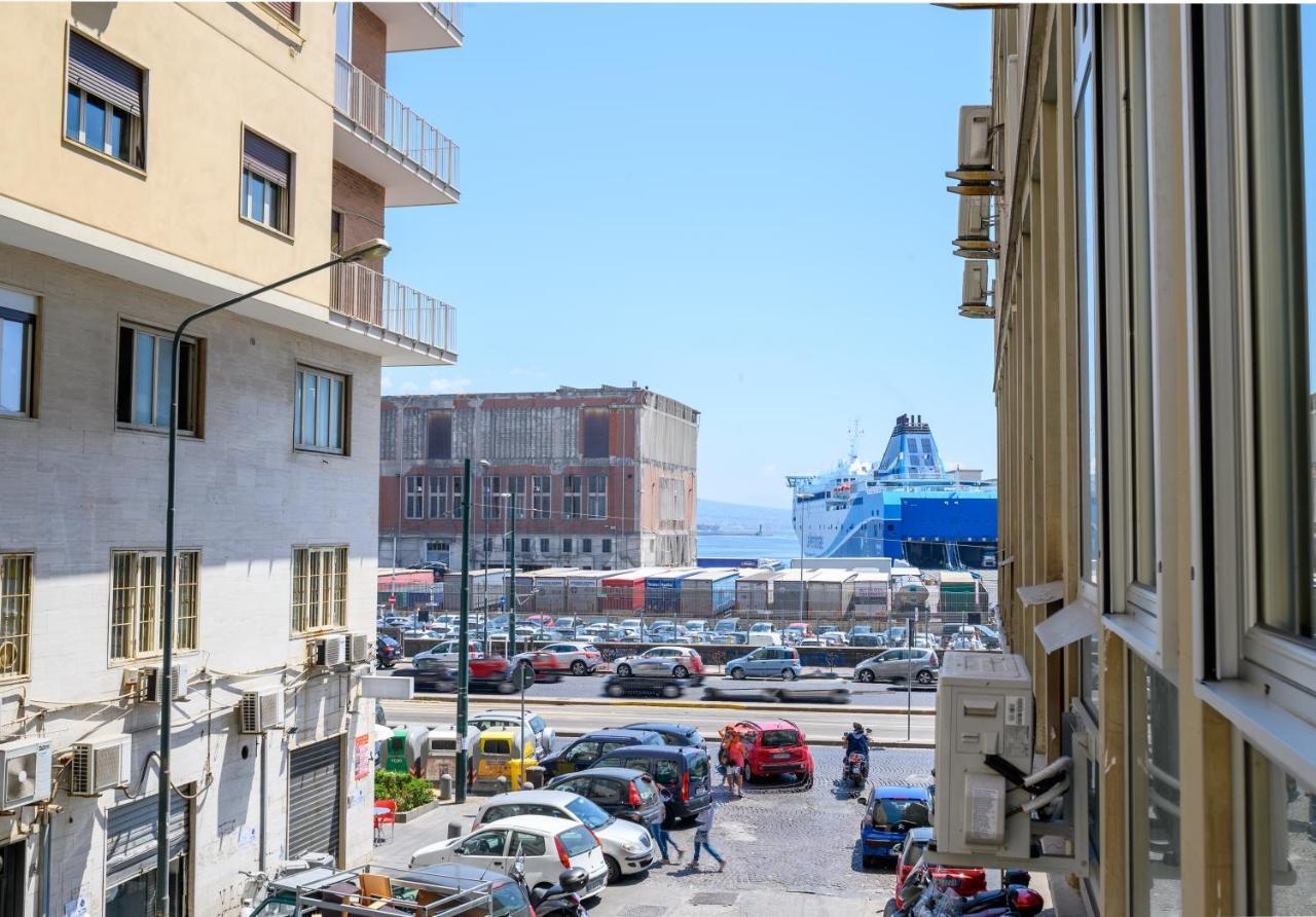 Naples & Love Rooms Affittacamere